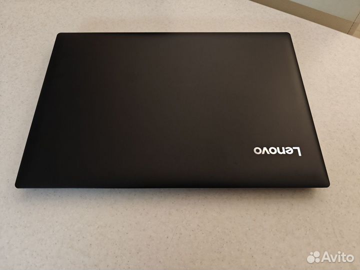 Lenovo 330 (i3-7100U/12Gb/MX 110 2Gb)