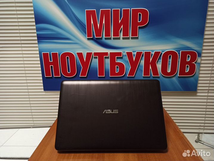 Ноутбук Asus / 4 ядра / ssd 256 / geforce / Full