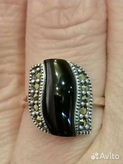 Серебряное кольцо