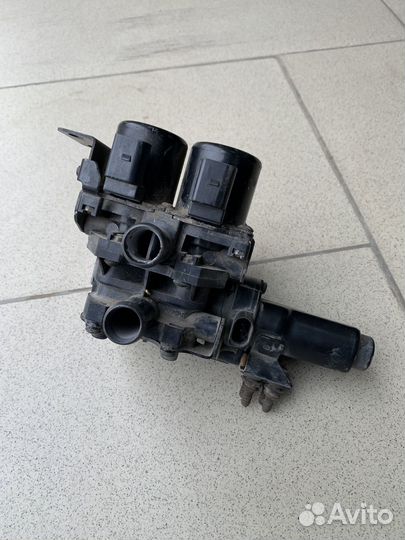 Блок клапанов печки 4E0959617C