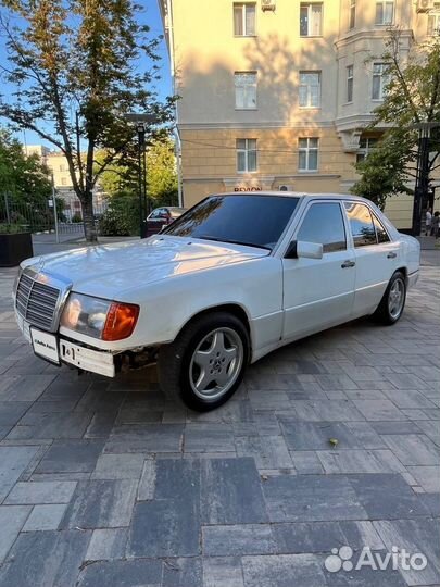 Mercedes-Benz W124 2.5 МТ, 1992, 100 000 км