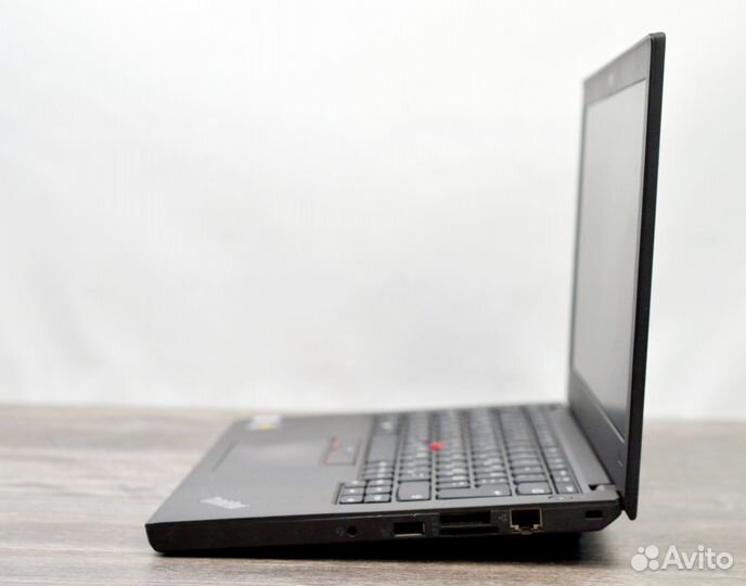 Lenovo ThinkPad X270