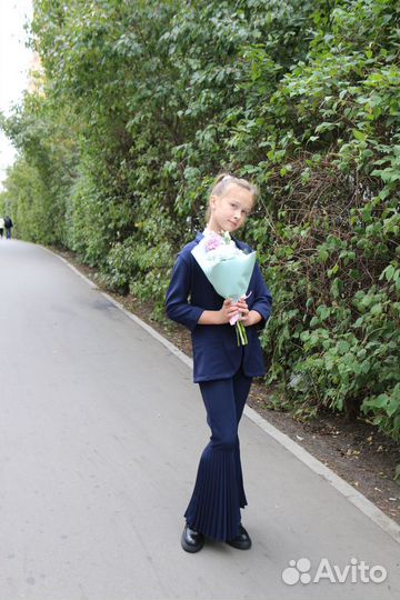 Костюм брючный для девочки 164