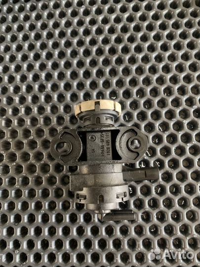 Клапан вакуумный Bmw X6 E71 N57D30B 2008