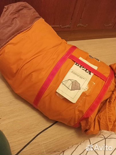 Палатка туристическая 4 местная бу