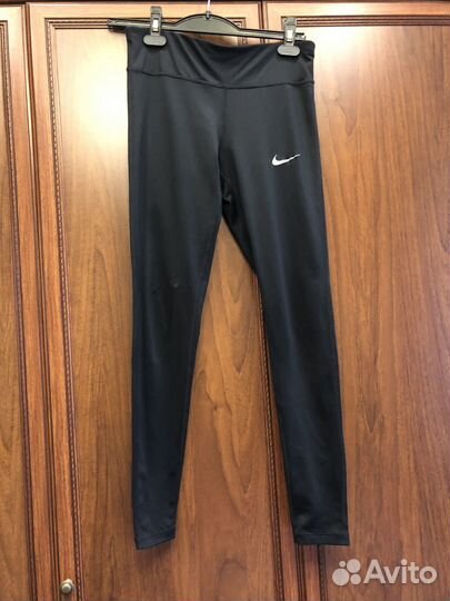 Спортивная одежда вместе 5 шт. Nike р-р М (на 44)