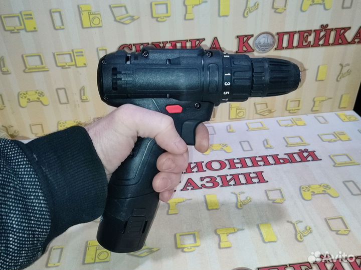 Шуруповерт Noname 12V (новый)