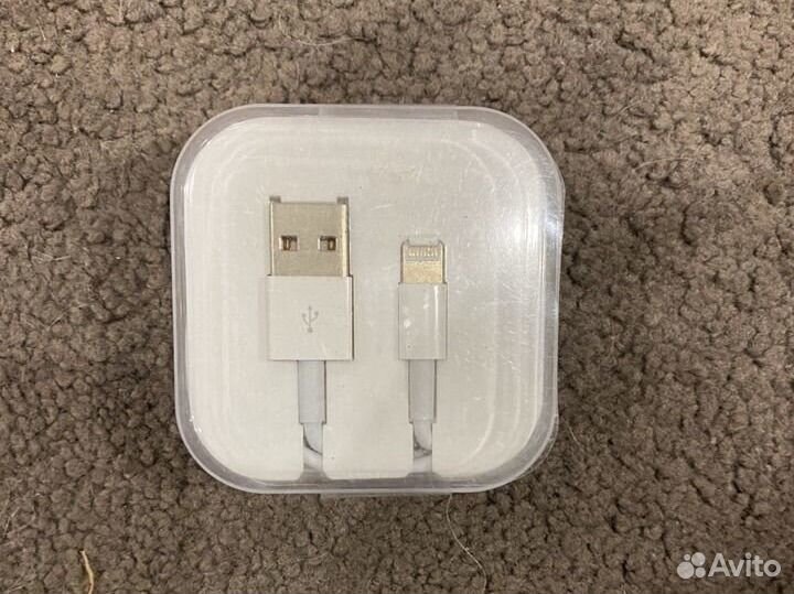 Зарядное устройство на iPhone