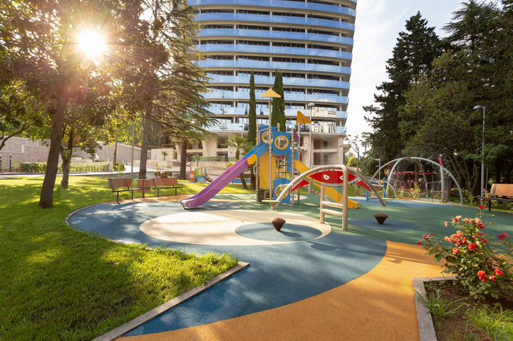 2-к. квартира, 75,9 м², 15/27 эт.