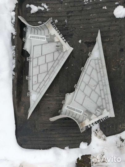 Обшивка стойки верх Шкода октавия 3 а7