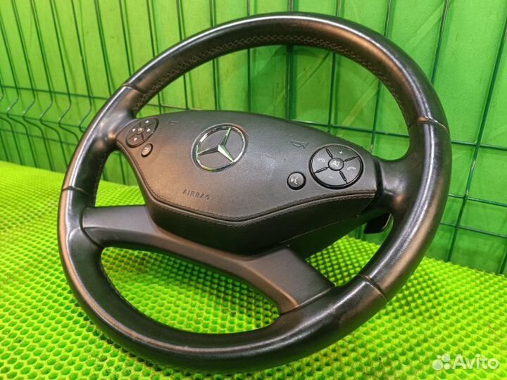 Руль Mercedes Benz S550 W221 WDD2210732A504016