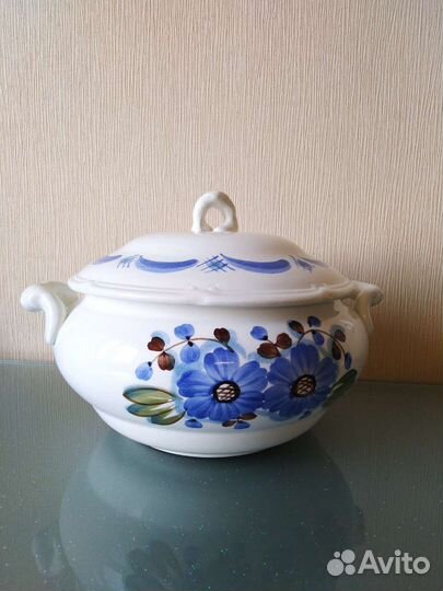 Супница с крышкой Фаянс зик Конаково СССР