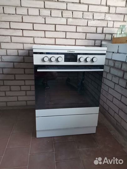 Электроплита стеклокерамика бу Hansa