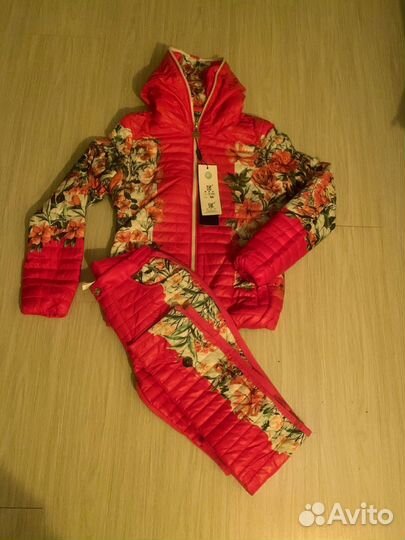 Костюмы новые, не толстые