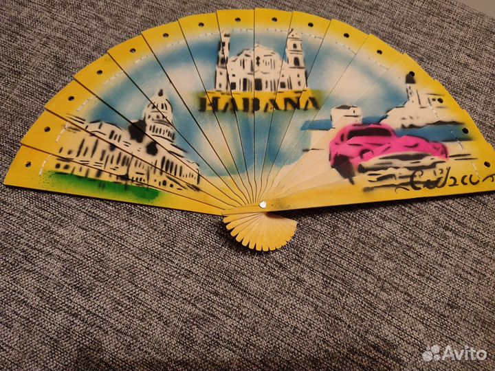 Веер деревянный
