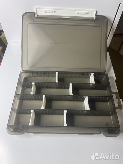 Коробка рыболовная для приманок, блесен,мелочей