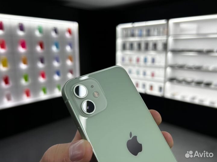 iPhone 12 64GB Green