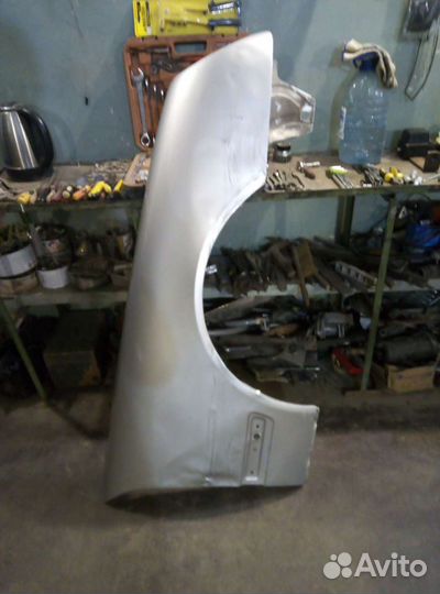 Mercedes е 210 передние крылья