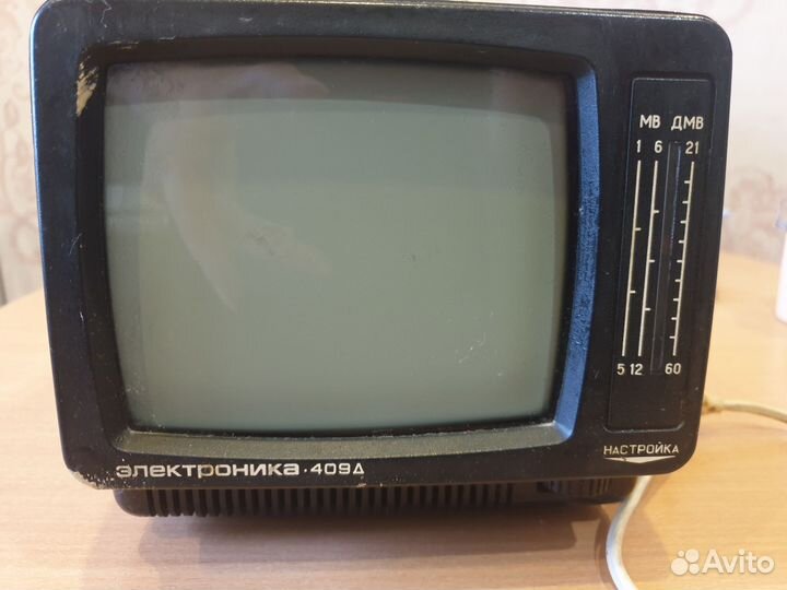 Телевизор электроника 409д