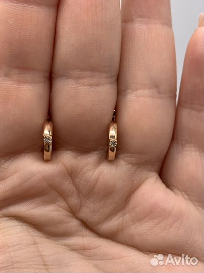 Золотые серьги с камнями 585 пробы