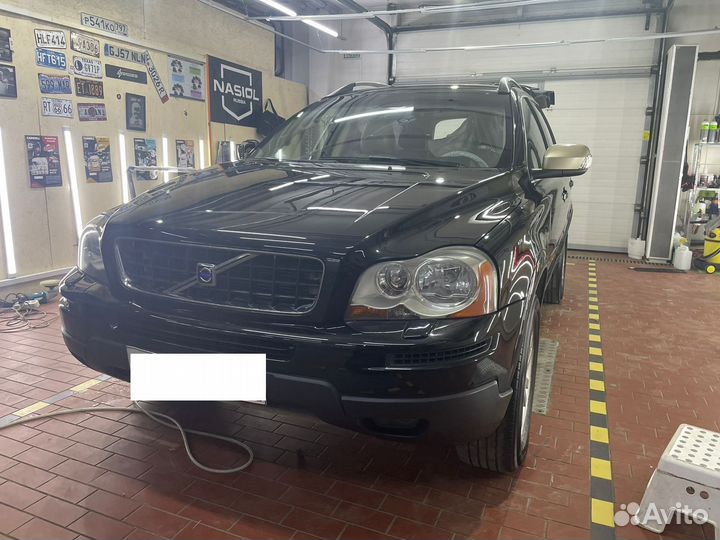Лобовое стекло Volvo XC90