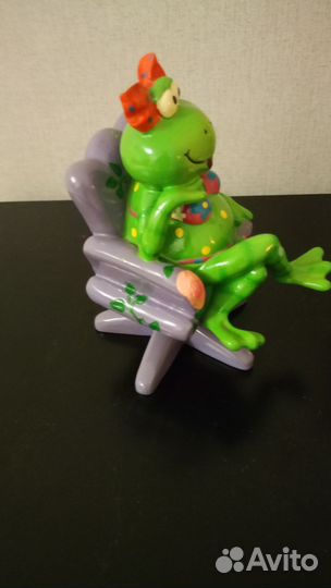 Копилка для денег лягушка