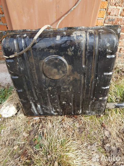 Бак топливный для волги 31105
