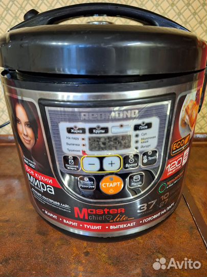 Мультиварка Redmond RMC-M22