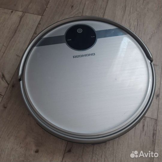 Робот пылесос