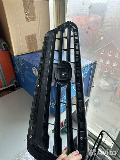 Решетка субару леворг 2015 и шильдик