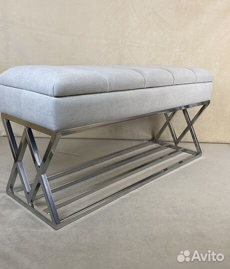 Банкетка в прихожую 