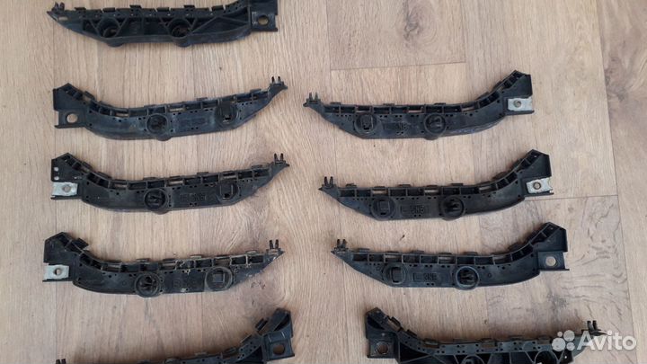 Кронштейн переднего бампера Honda Civic 8 2009