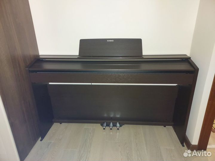 Цифровое пианино Casio