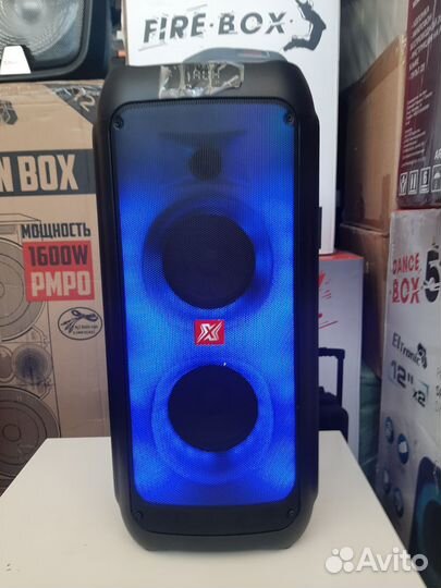 Портативная колонка X-MAX SuperFlame с микрофоном