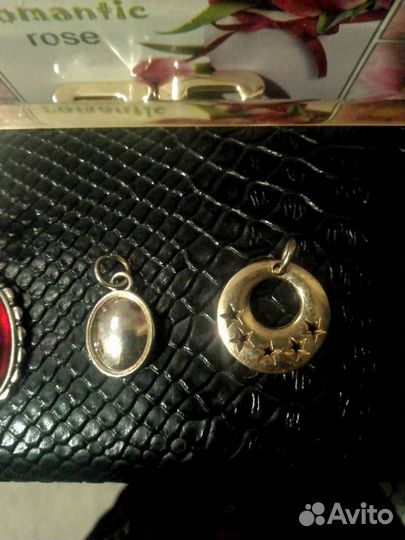 Кулон (подвеска) бижутерия