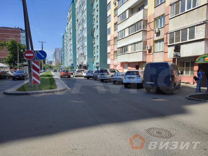 Помещение с отдельным входом в центре города