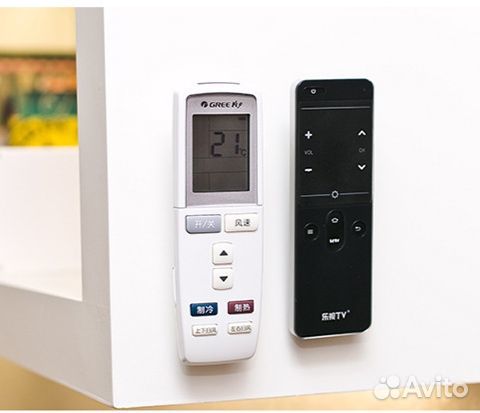 Крючки, держатели пультов и удлинителей.Новые