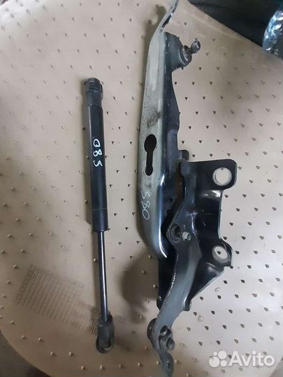 Петля багажника Volvo s80