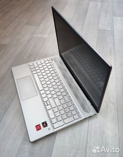 Мощный Hp/Ryzen - 4 ядра\FHD дисплей/SSD/8 ozu