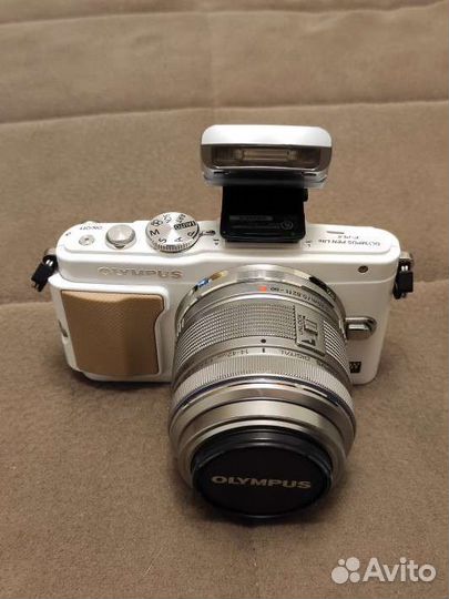 Цифровой фотоаппарат Olympus pen E-PL5 kit box