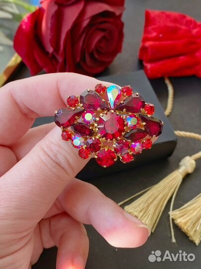 Брошь винтаж Чехословакия