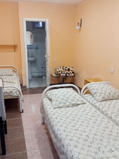 Комната 20 м² в 7-к., 1/3 эт.