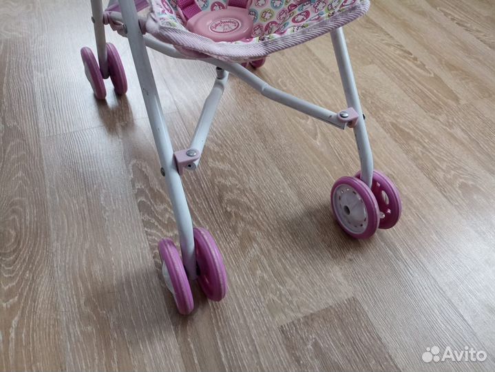 Коляска кукольная