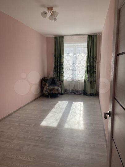 2-к. квартира, 60 м², 2/4 эт.
