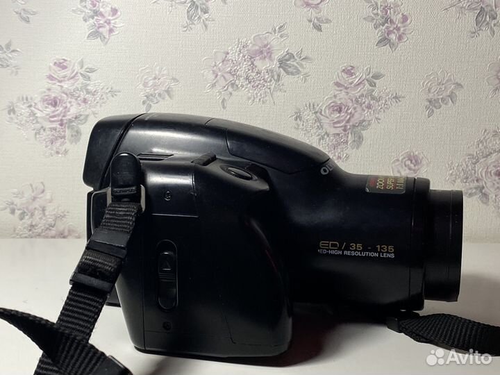 Пленочный фотоаппарат Olympus IS-2 DLX