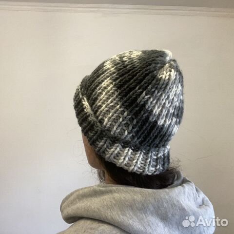 Шапка женская вязаная ручная работа