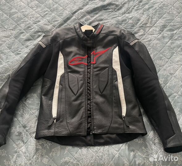 Мотокуртки Alpinestars и IXS