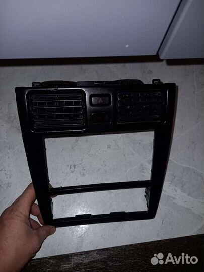 Рамка под магнитолу