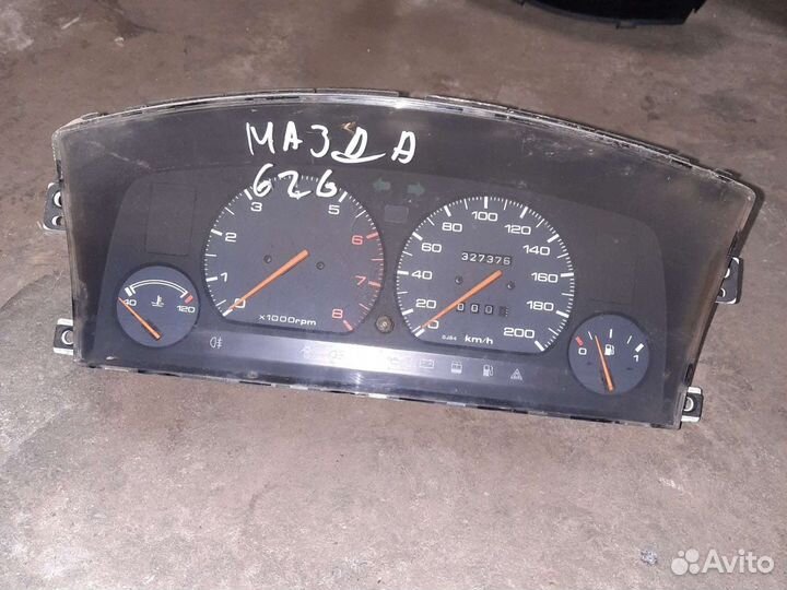 Щиток приборов mazda 626 GV GD