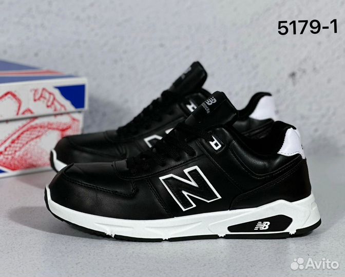 Кроссовки новые мужские